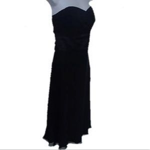 WhiteHouse | BlackMarket Dress w Satin Tie